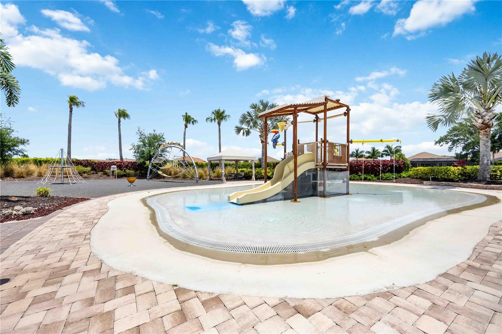 LEGACY ESTS/PALMER RANCH PH 2 - Residential