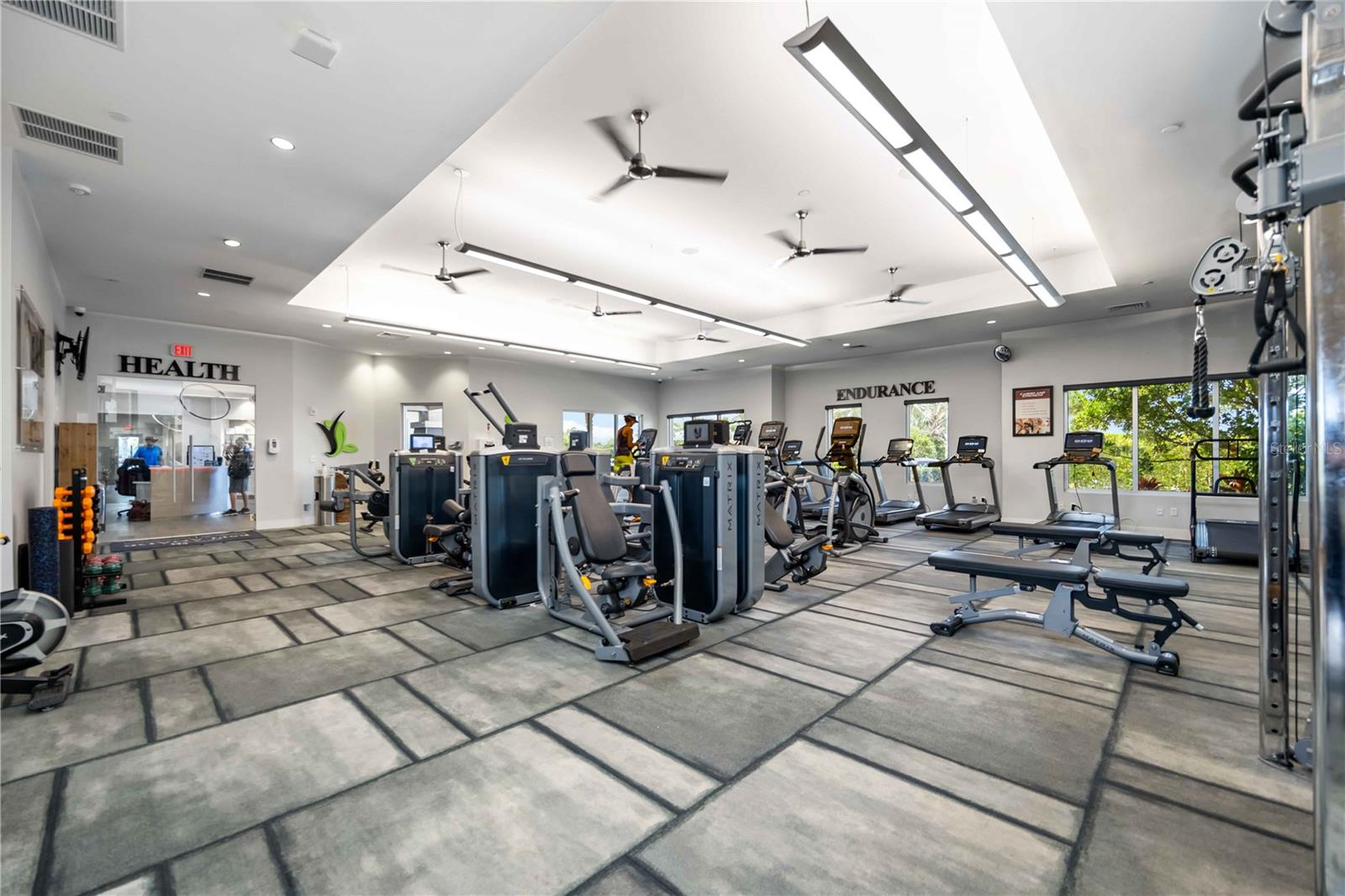 LEGACY ESTS/PALMER RANCH PH 2 - Residential