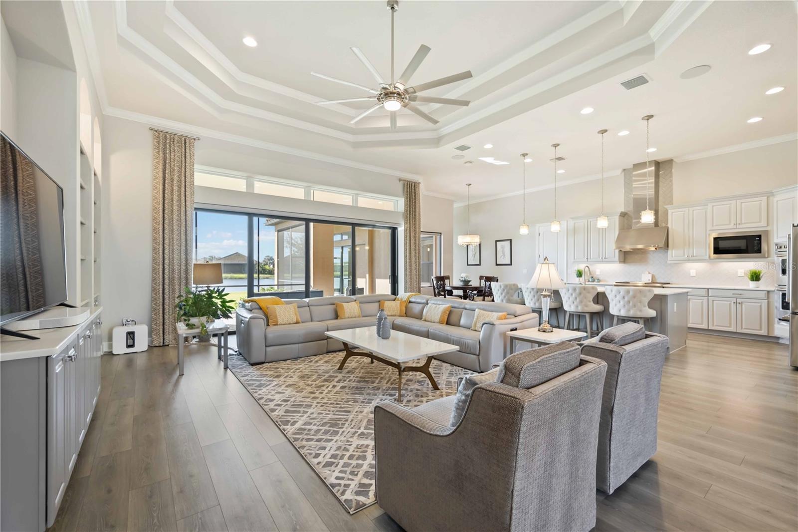 LEGACY ESTS/PALMER RANCH PH 2 - Residential