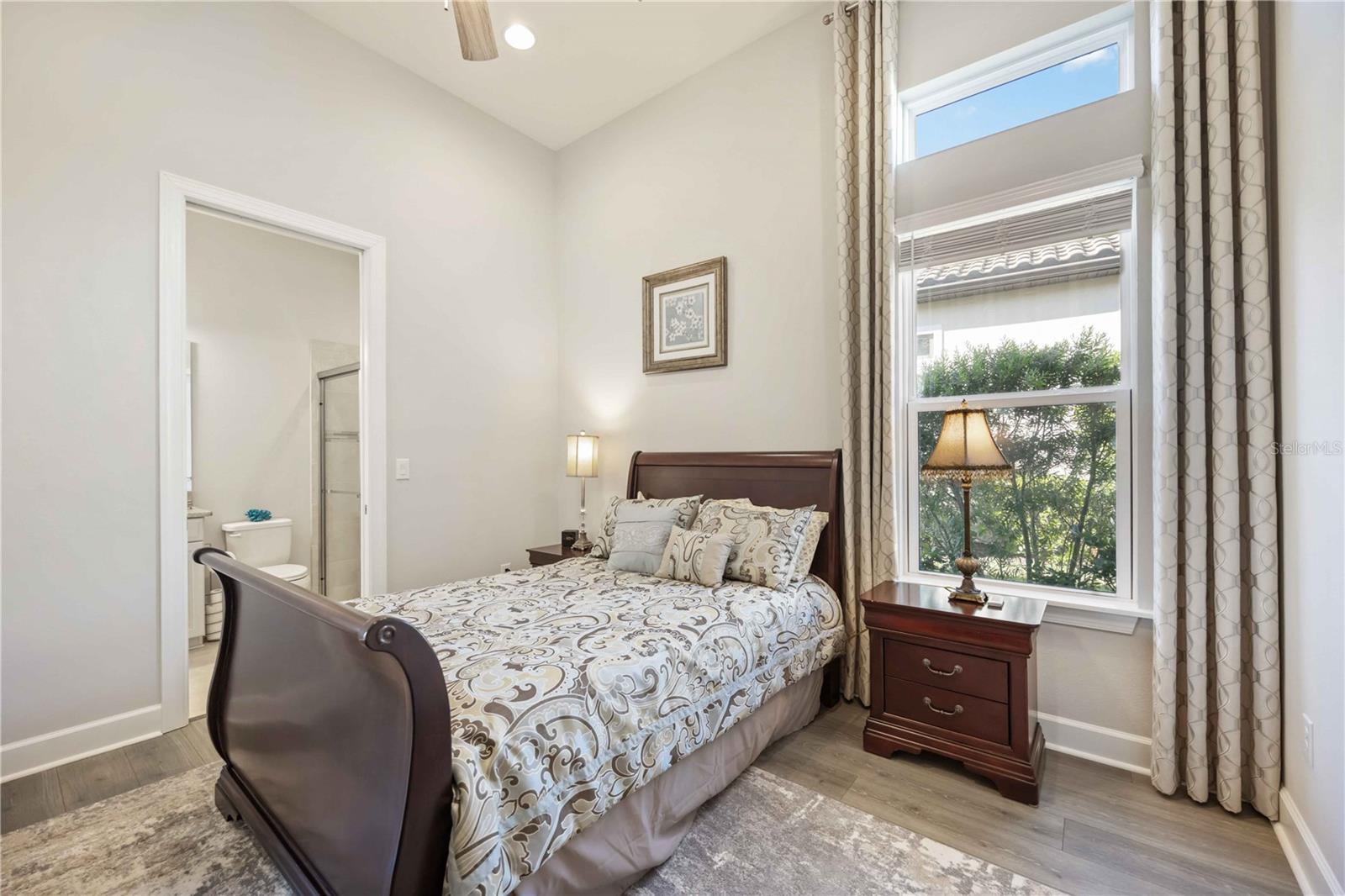 LEGACY ESTS/PALMER RANCH PH 2 - Residential