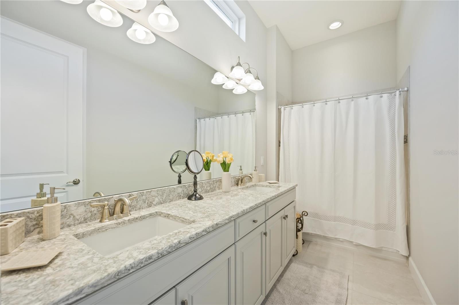 LEGACY ESTS/PALMER RANCH PH 2 - Residential