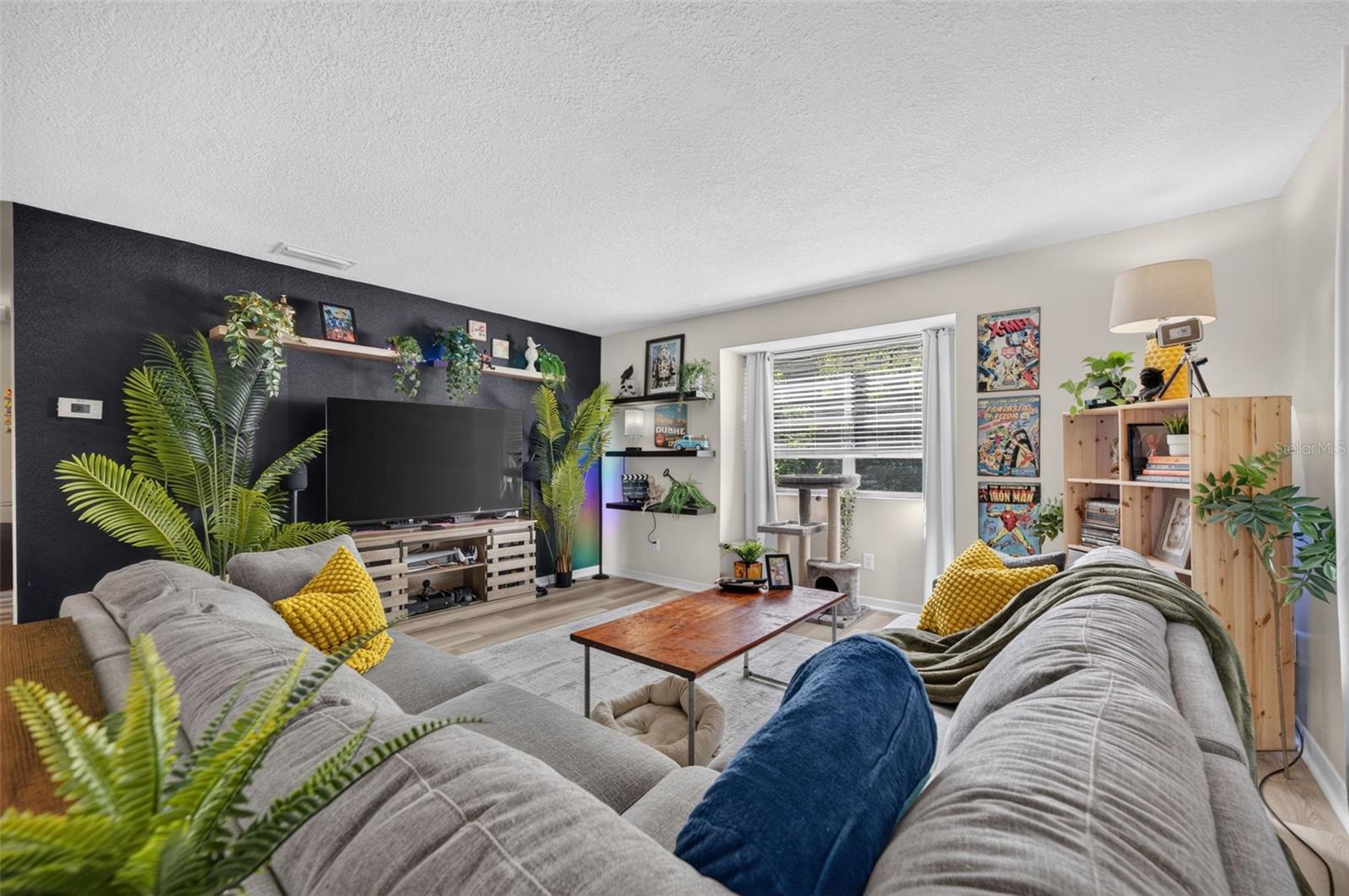 112/114 W WINTER PARK STREET