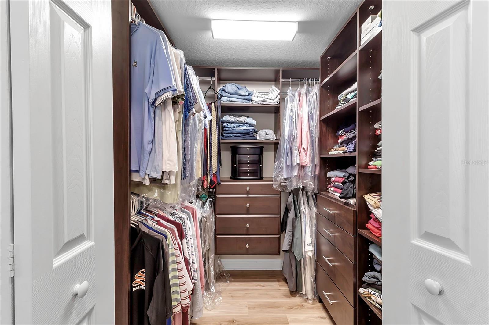 COACH HOMES 3/GRAN PARADISO BL - Residential