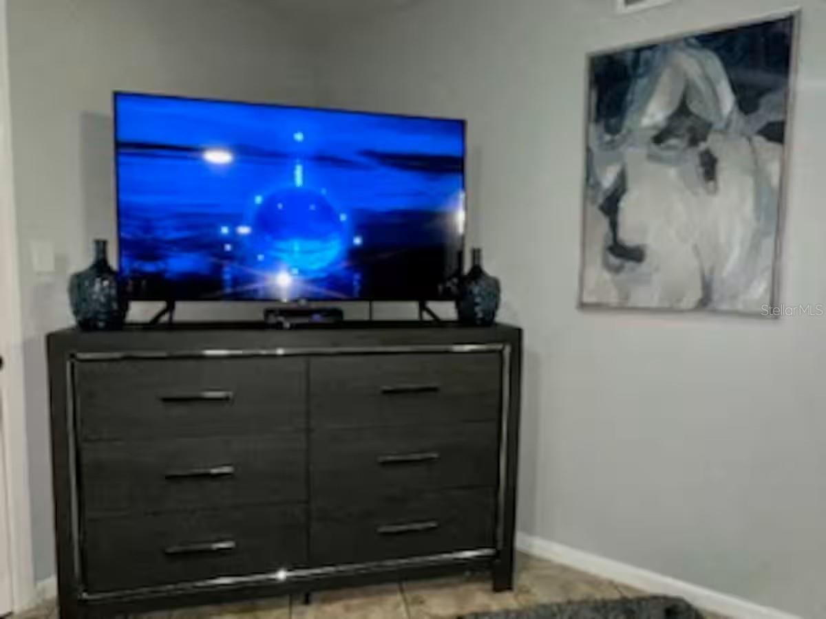 SOUTHPOINTE CONDO - Residential