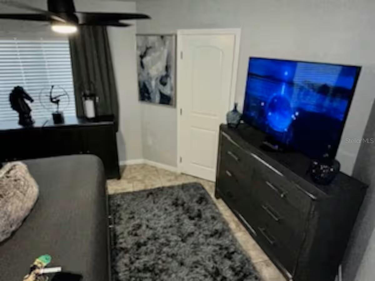 SOUTHPOINTE CONDO - Residential