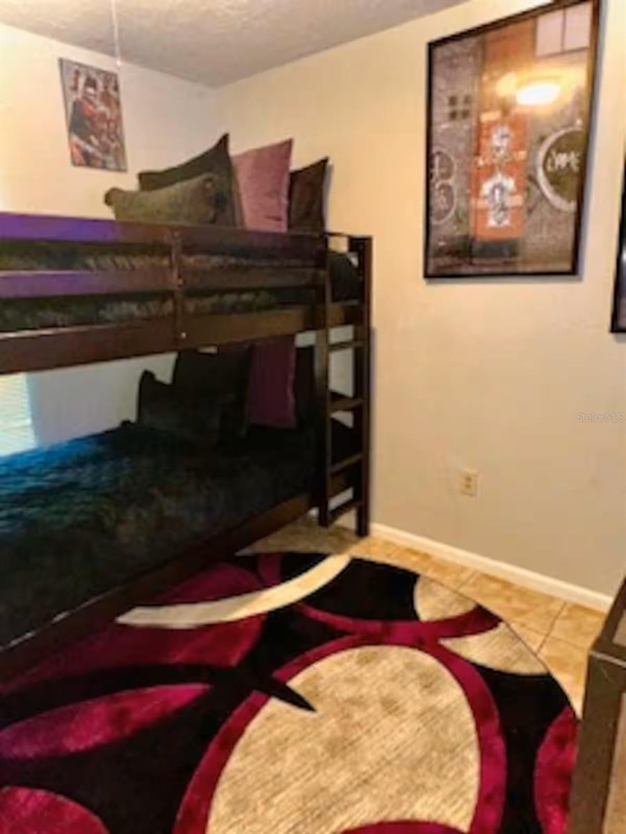 SOUTHPOINTE CONDO - Residential
