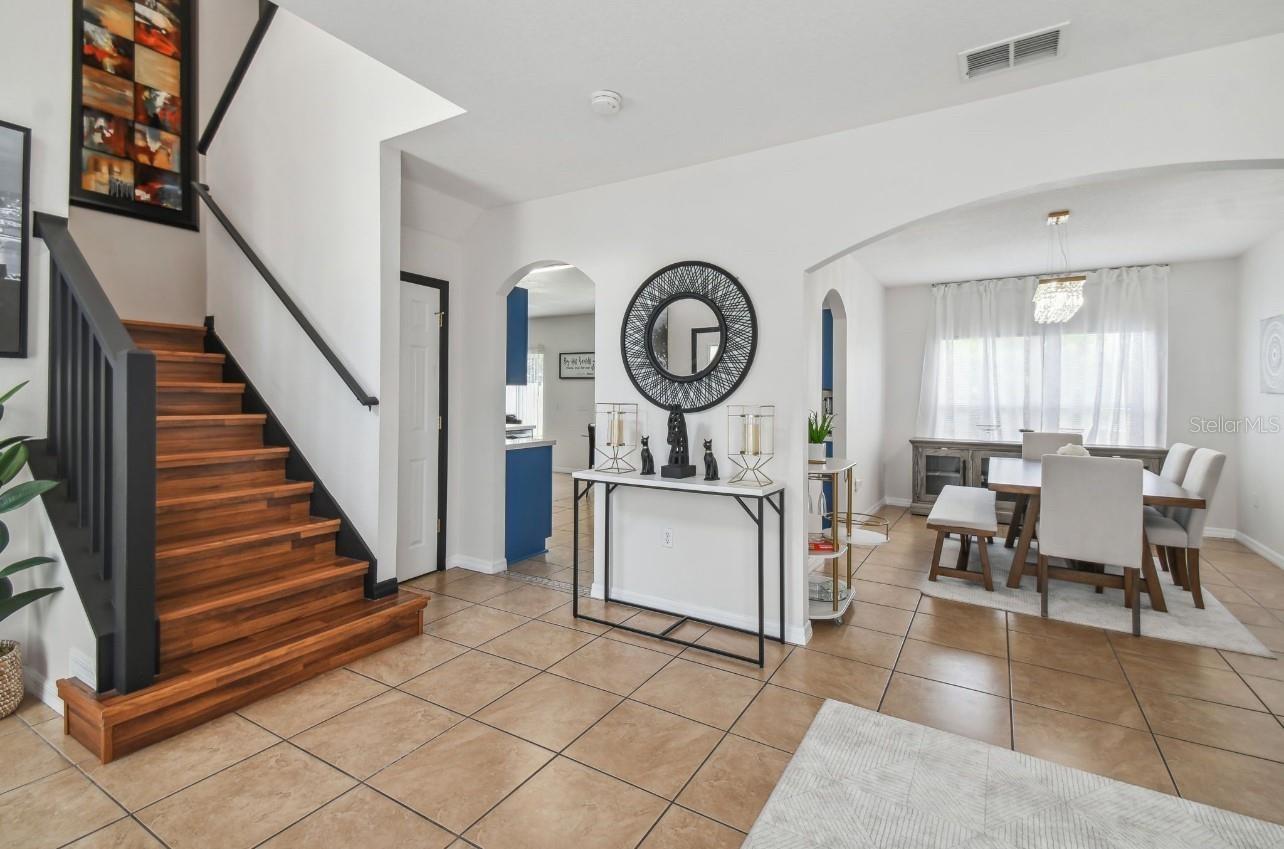 401 MAGPIE COURT