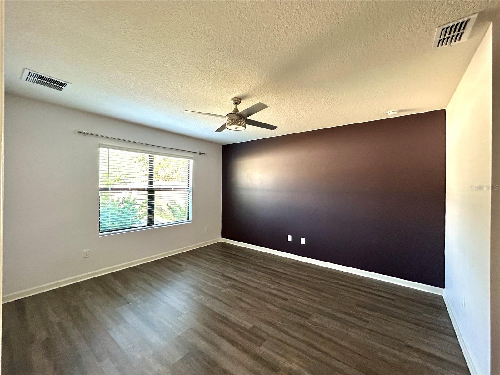 DUNES/INDIAN RI PRE POD15 - Residential Lease