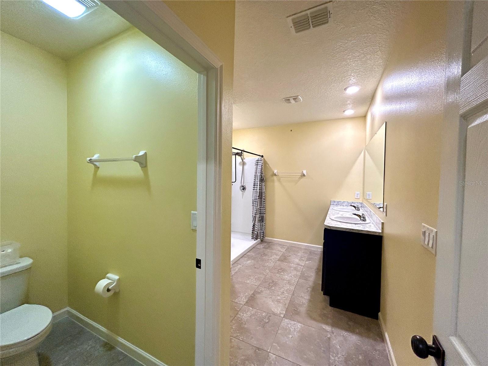 DUNES/INDIAN RI PRE POD15 - Residential Lease