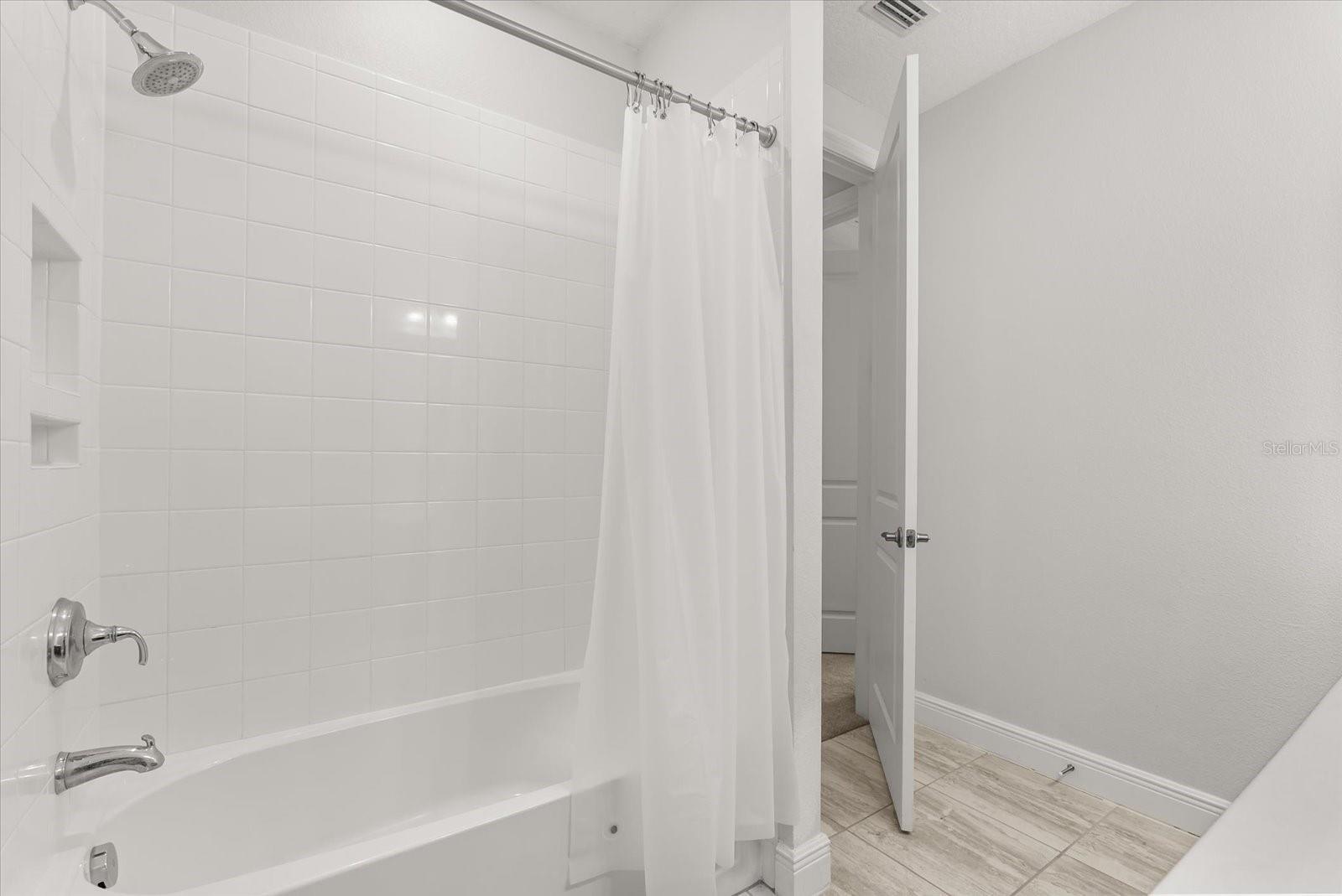 LAKESHORE PRESERVE PH 1 - Residential