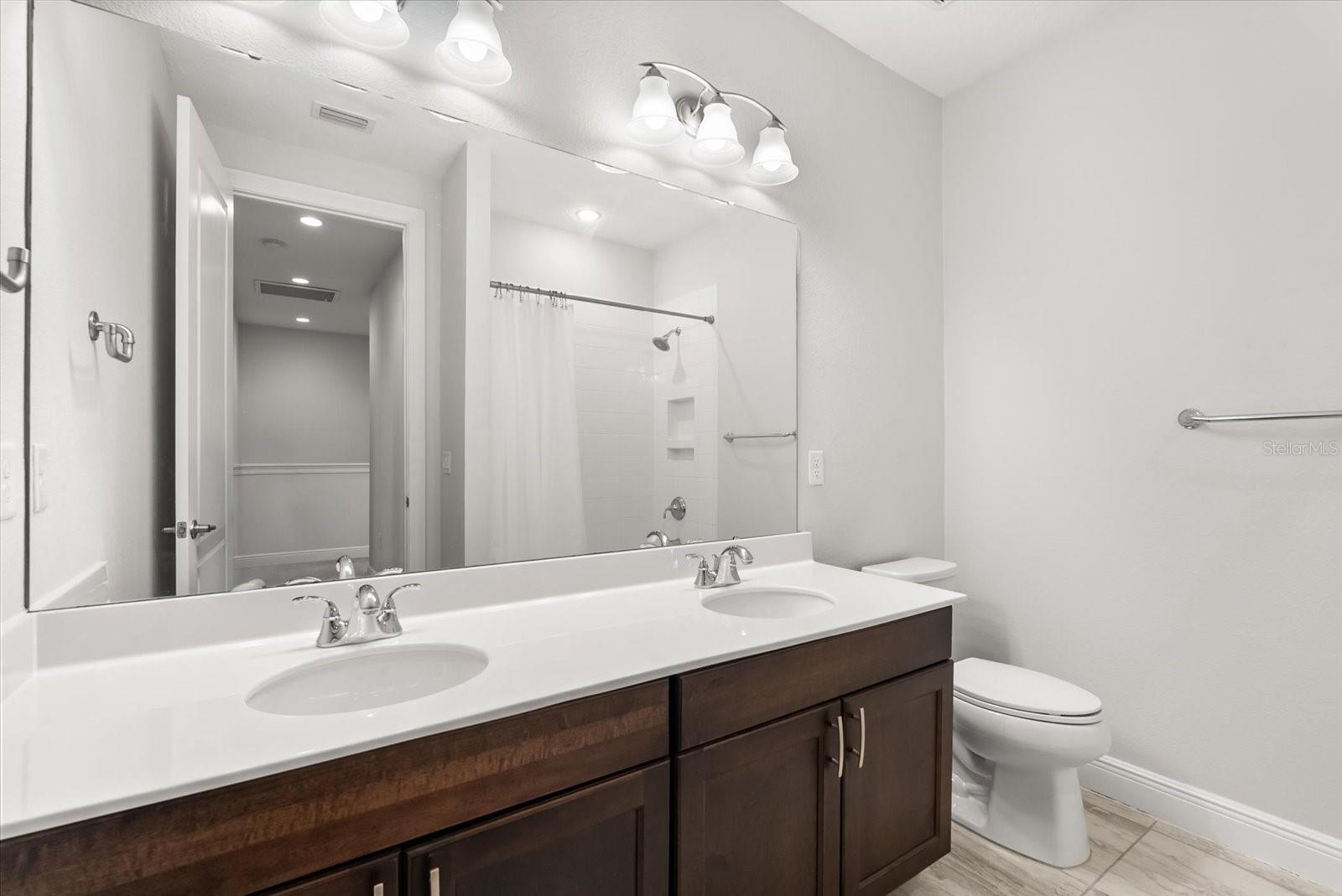 LAKESHORE PRESERVE PH 1 - Residential