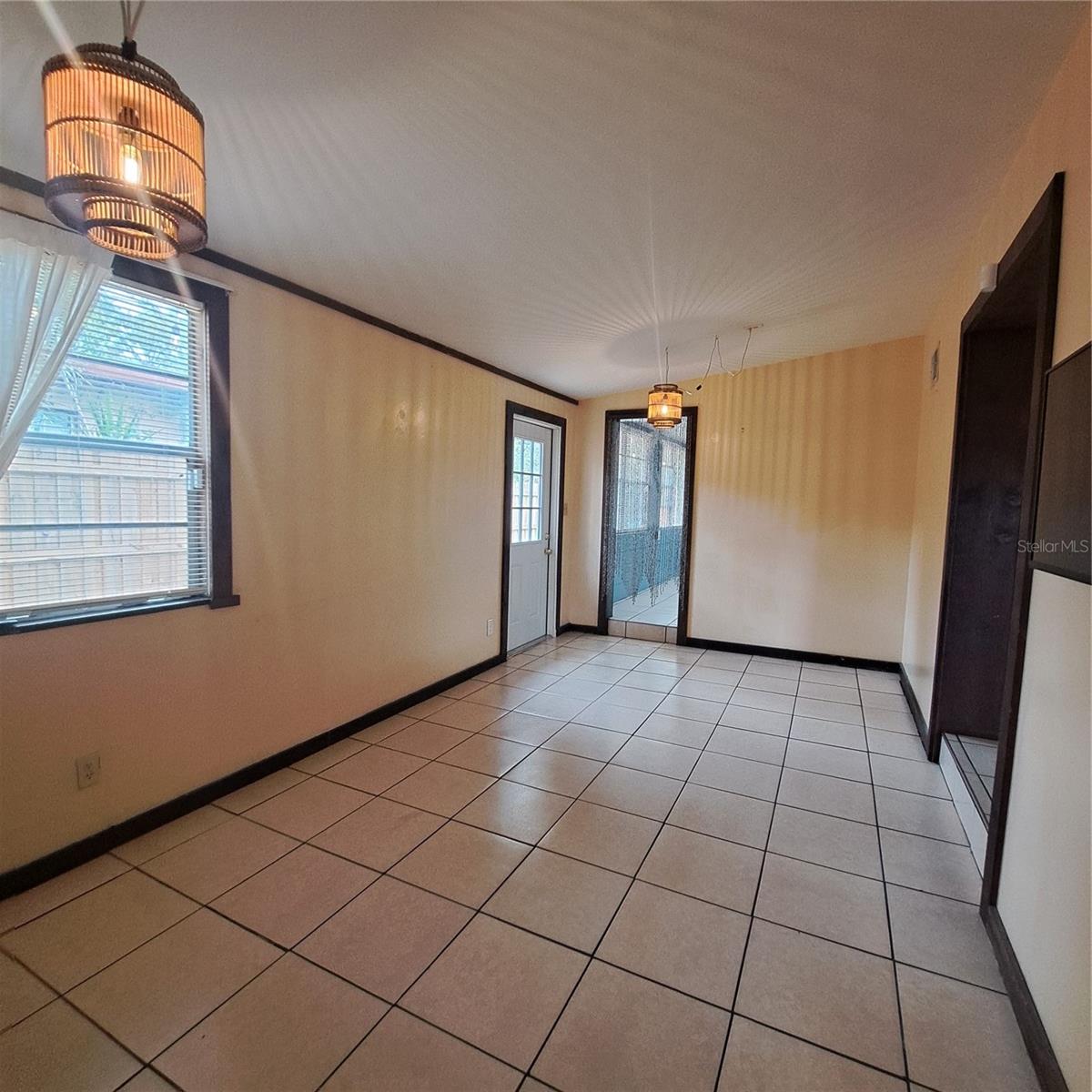 FORREST BLUFF K & H REP - Residential Lease