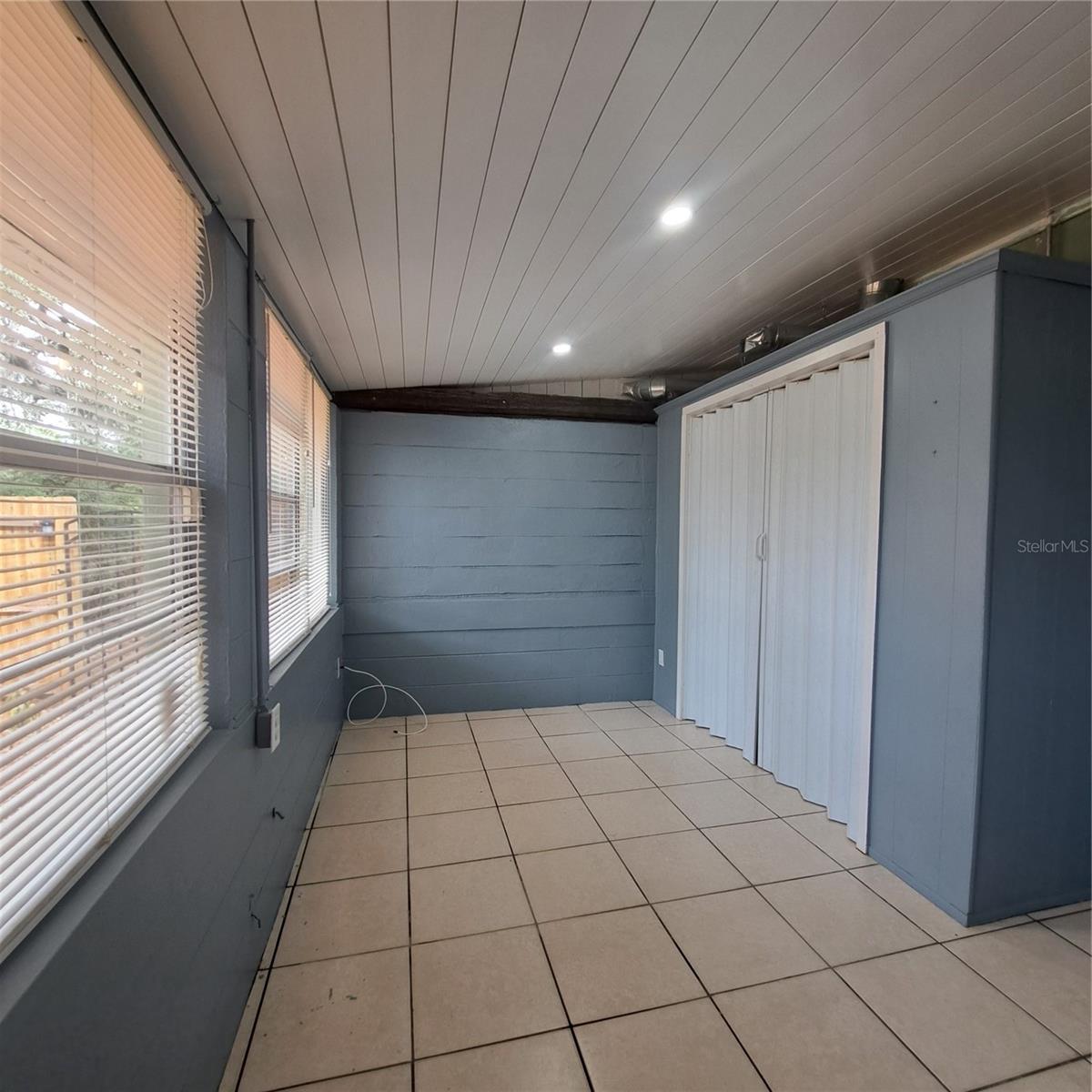 FORREST BLUFF K & H REP - Residential Lease