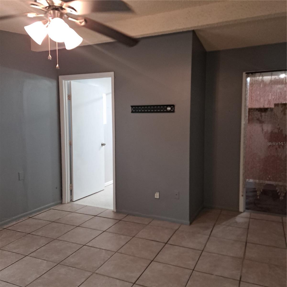 FORREST BLUFF K & H REP - Residential Lease