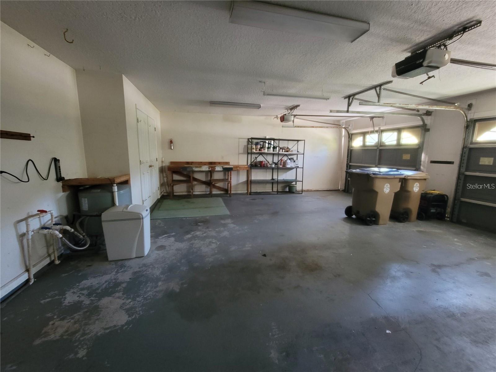 ORANGE BLOSSOM ACRES UNIT 1 - Residential Lease