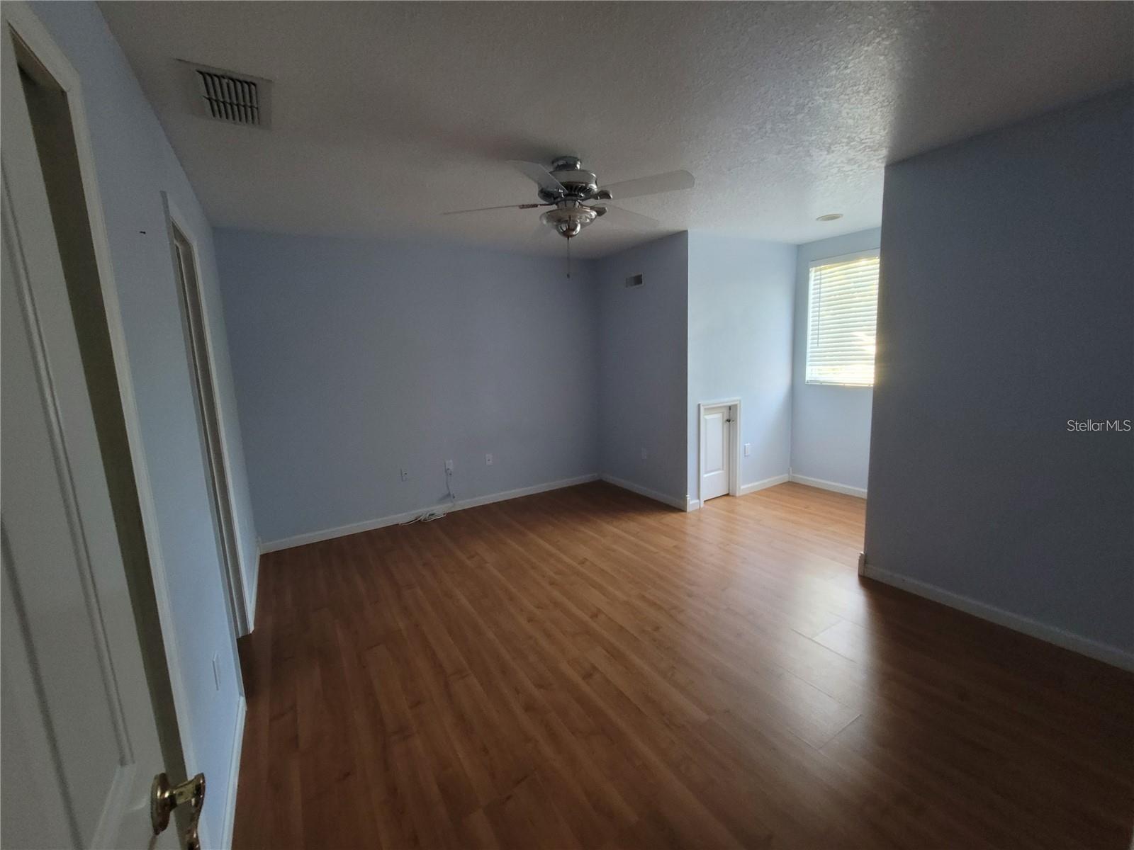 ORANGE BLOSSOM ACRES UNIT 1 - Residential Lease