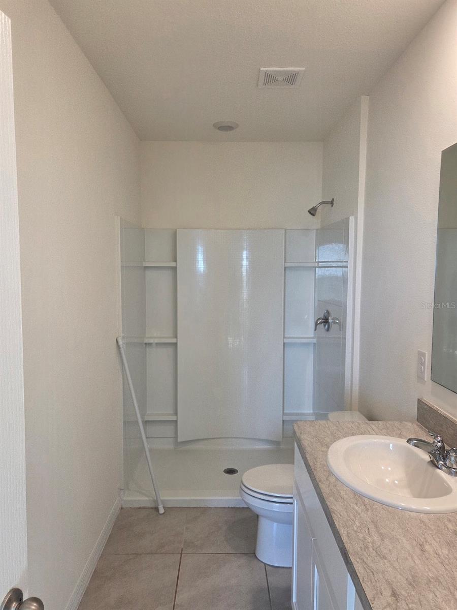 THOMPSON GROVE - Residential