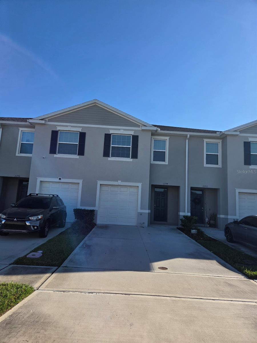 THOMPSON GROVE - Residential