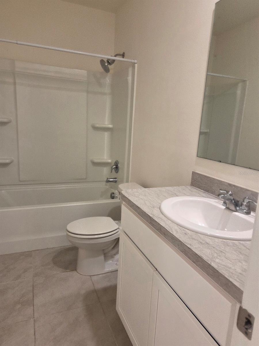 THOMPSON GROVE - Residential