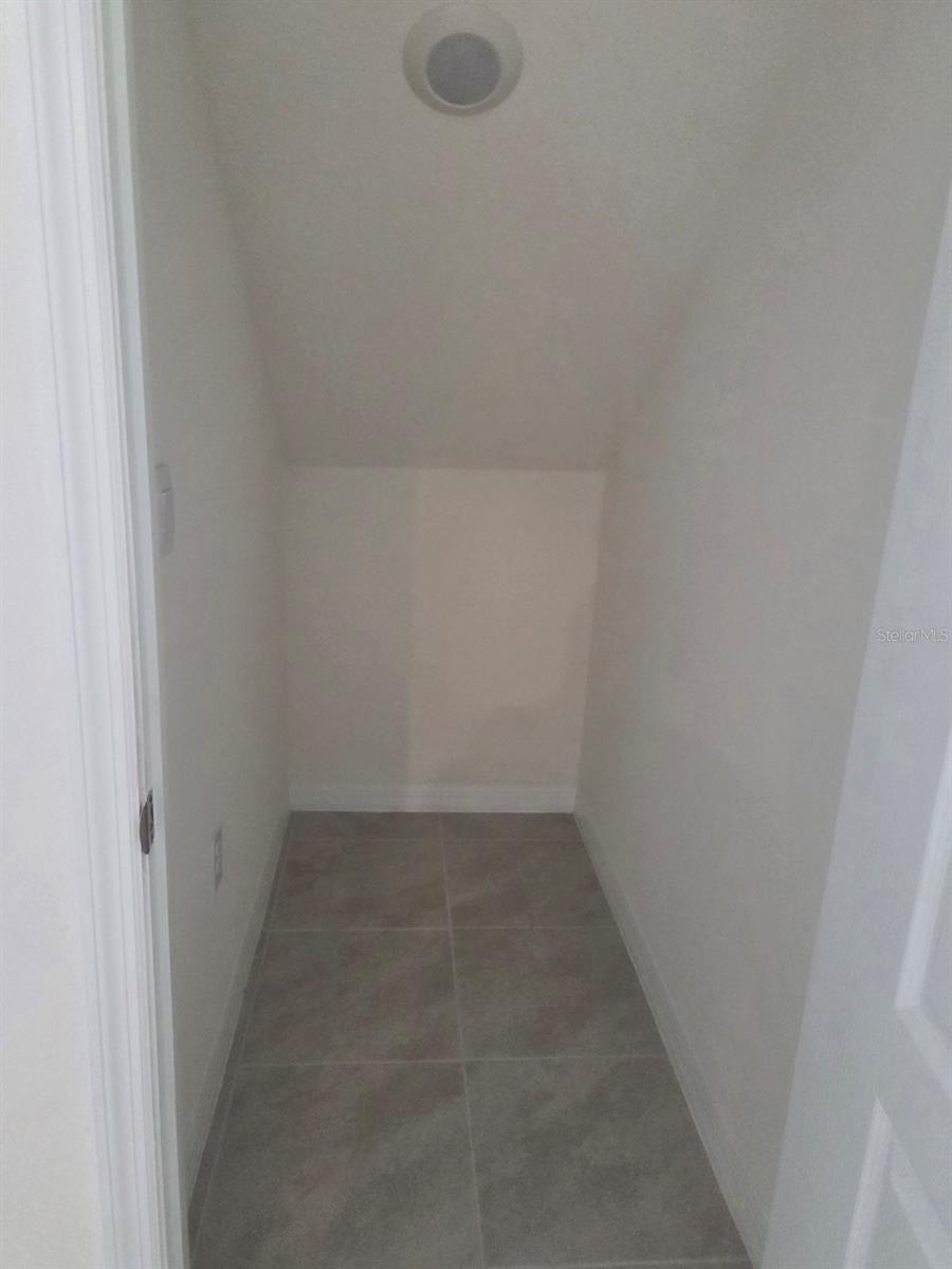 THOMPSON GROVE - Residential