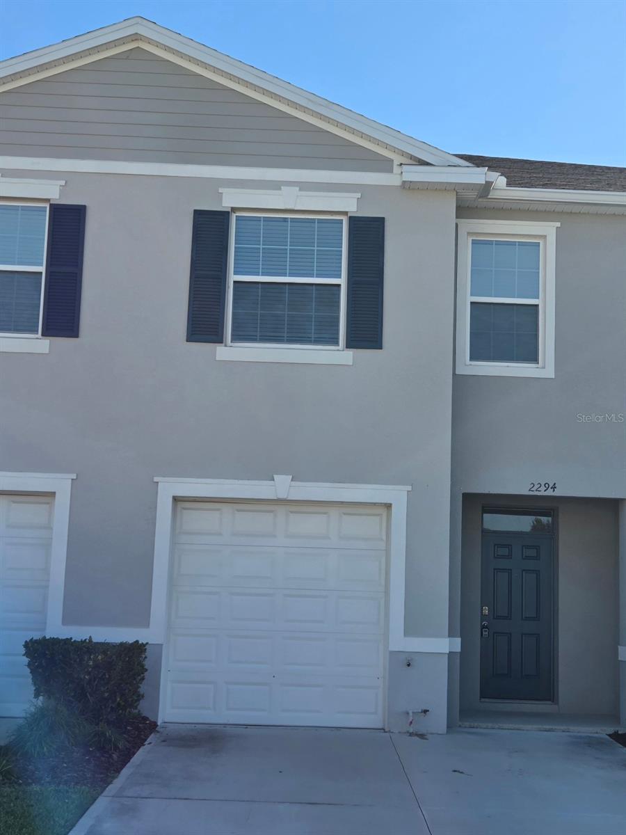 THOMPSON GROVE - Residential