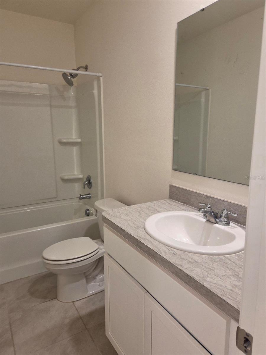 THOMPSON GROVE - Residential