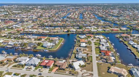 A home in PUNTA GORDA