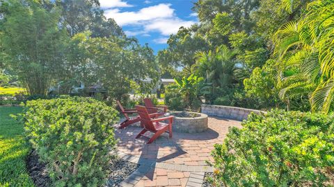 A home in LAKELAND