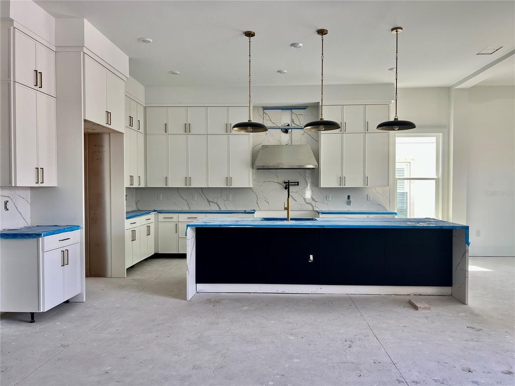 Photo of 4633 W Kensington Avenue, Tampa, FL 33629 (MLS # TB8497743)