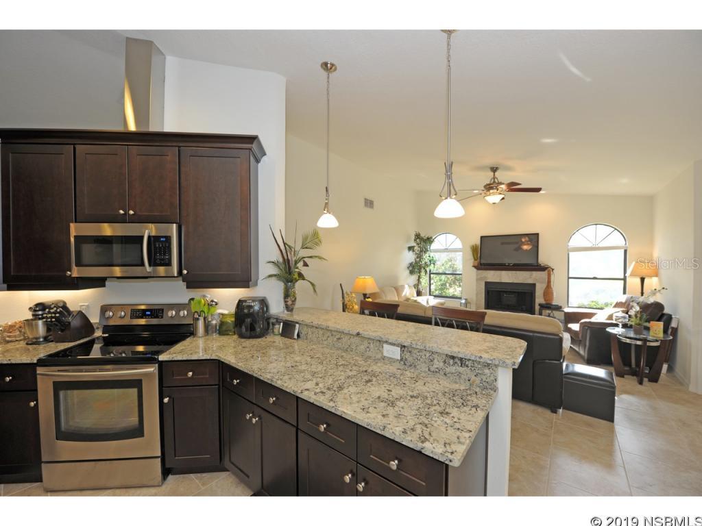 Lakes At Spruce Creek - Residential