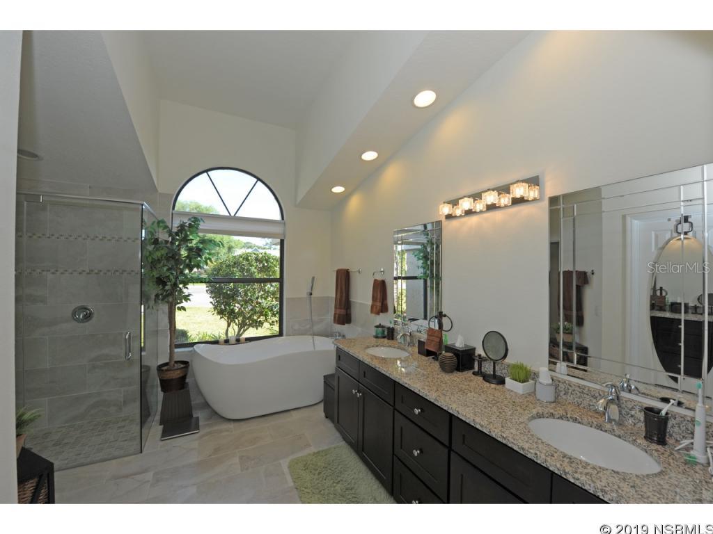 Lakes At Spruce Creek - Residential