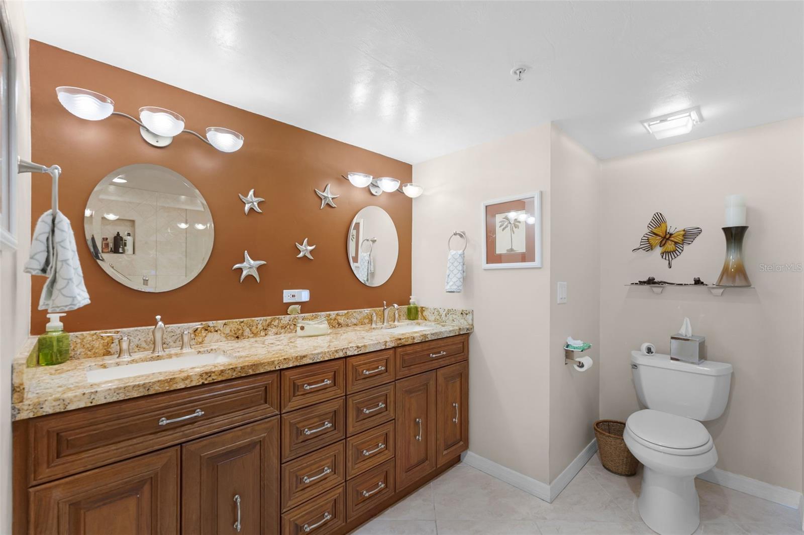OCEANS CLOVERLEAF NORTH - Residential