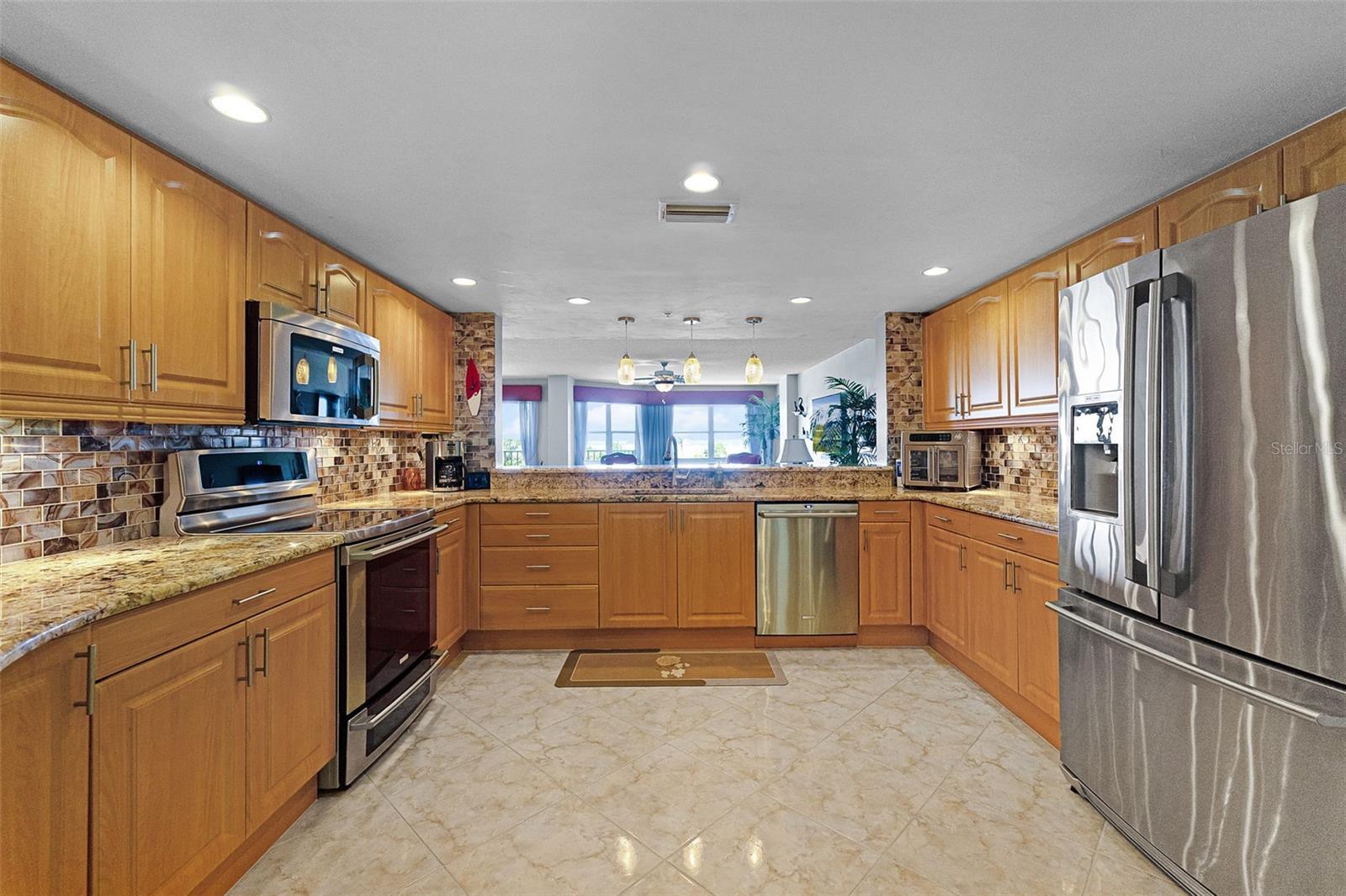 OCEANS CLOVERLEAF NORTH - Residential