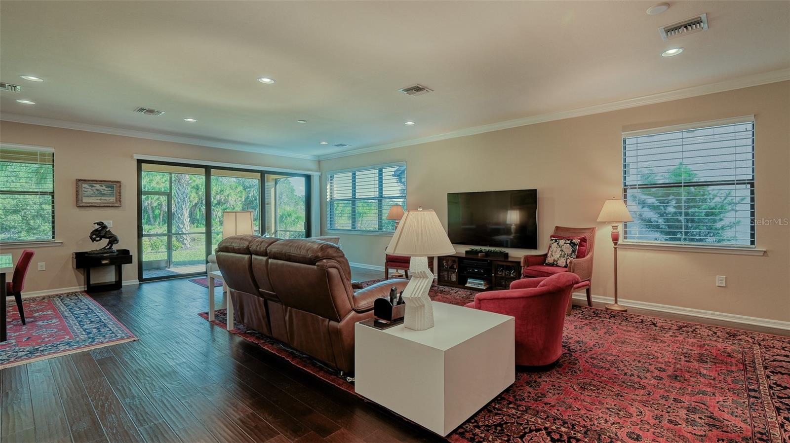 SANDHILL PRESERVE - Residential