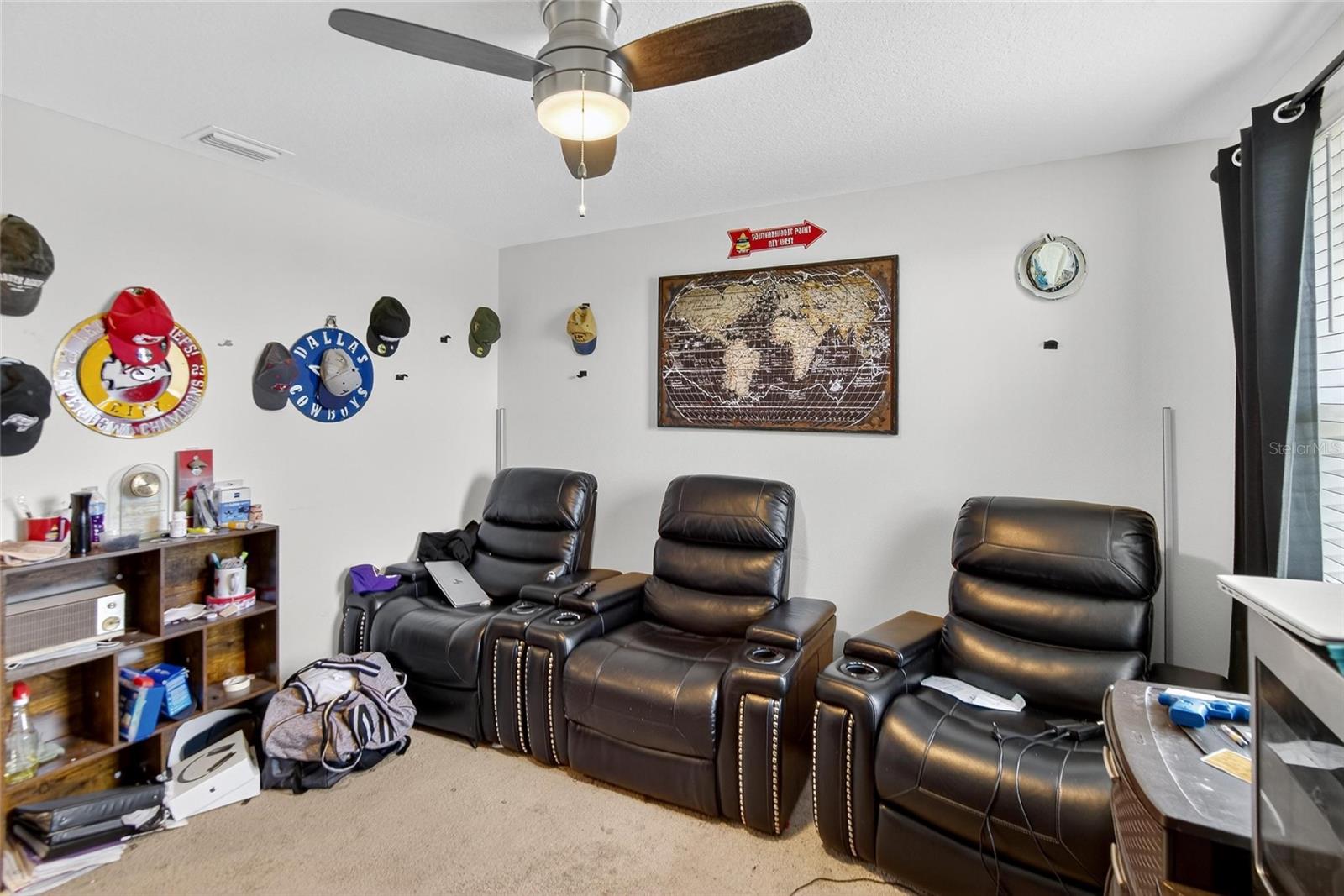 BERRY BAY - Residential Lease