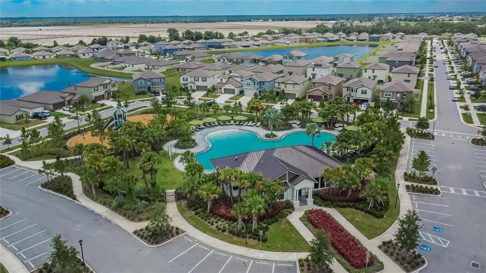 BERRY BAY - Residential Lease