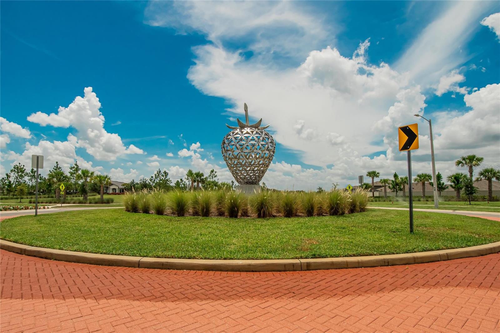 BERRY BAY - Residential Lease