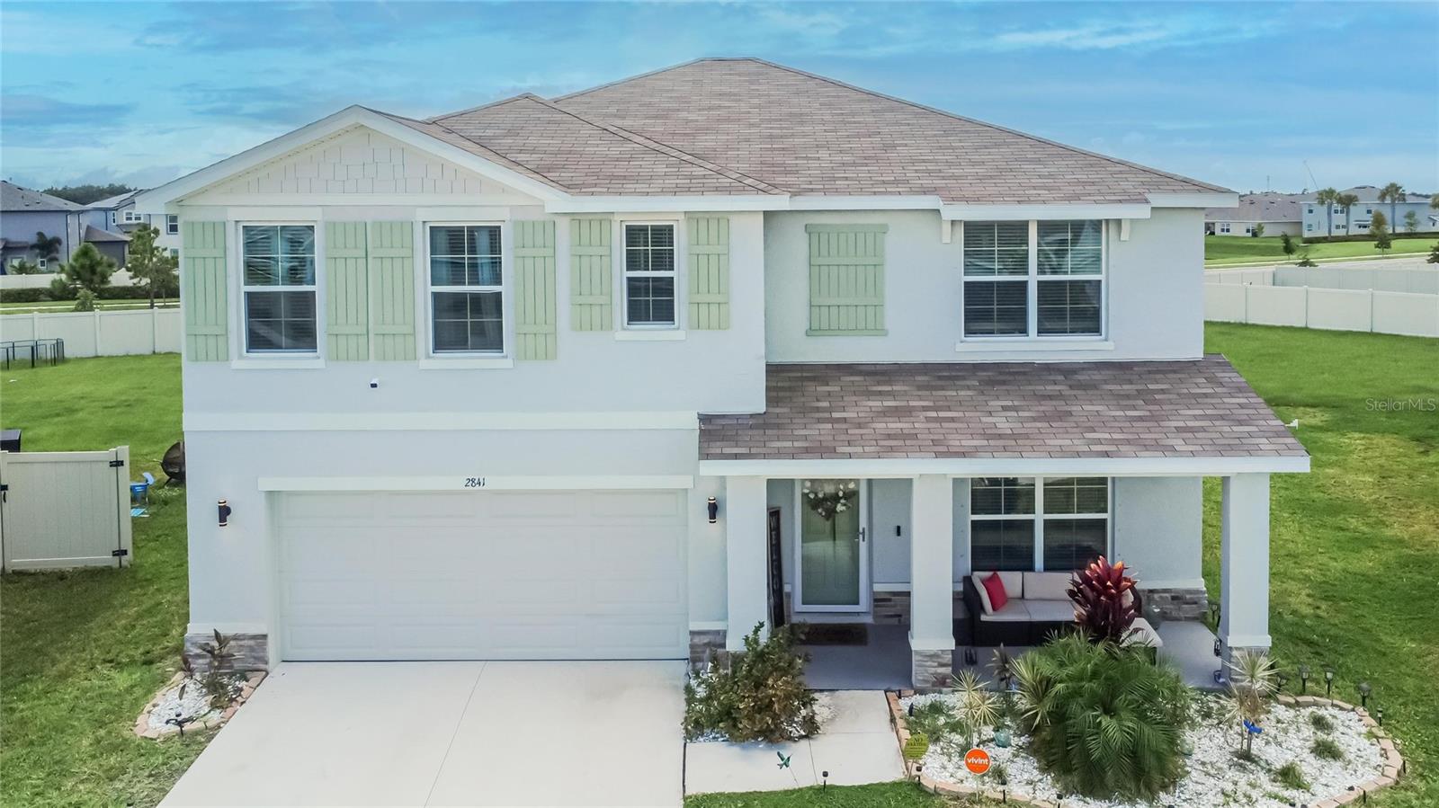 BERRY BAY - Residential Lease