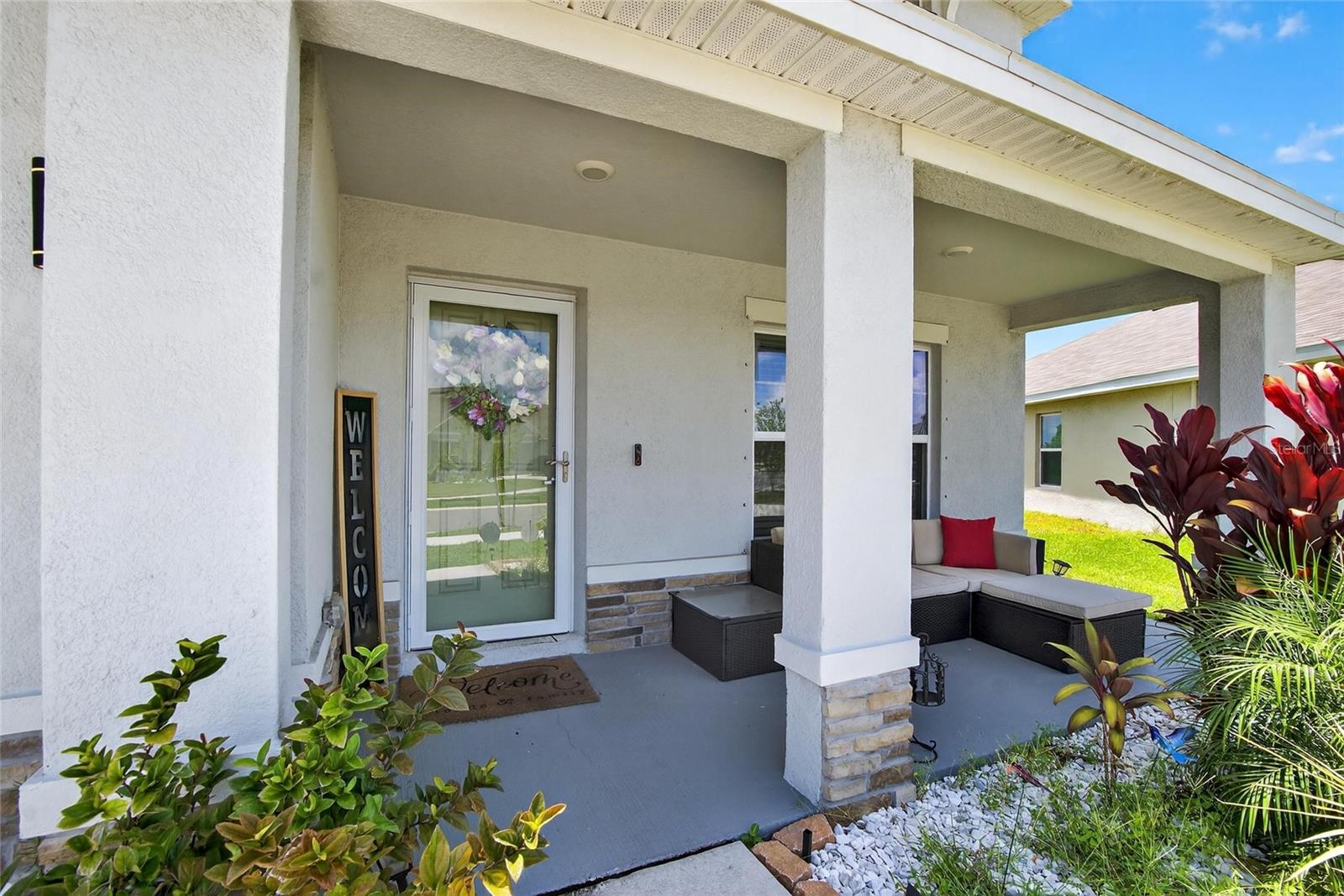 BERRY BAY - Residential Lease