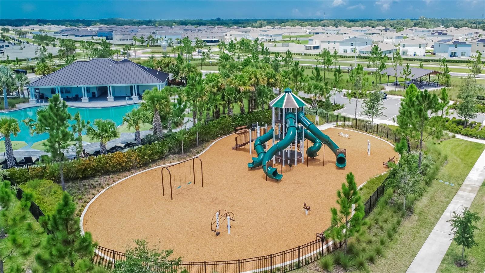 BERRY BAY - Residential Lease