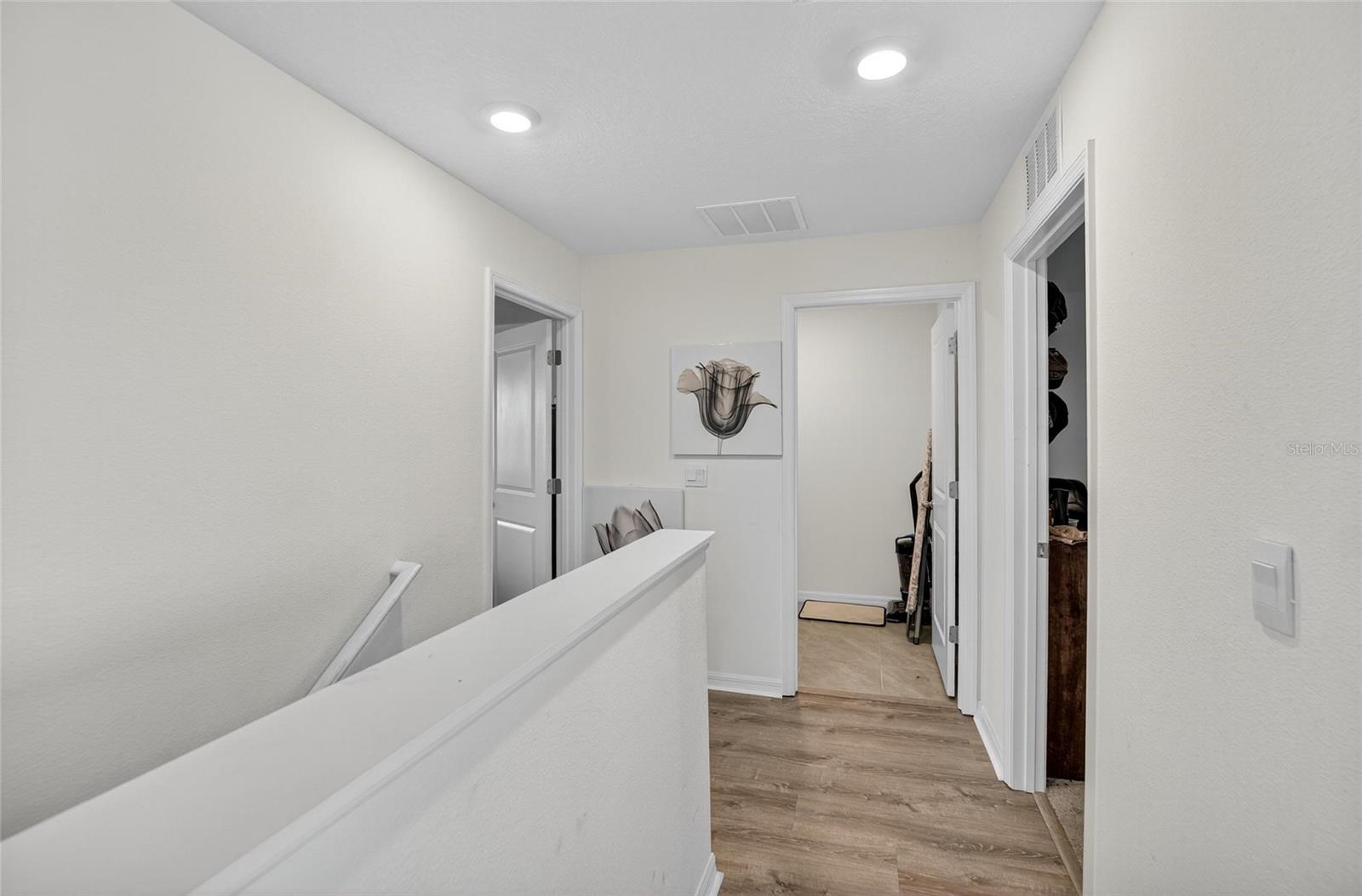 BERRY BAY - Residential Lease