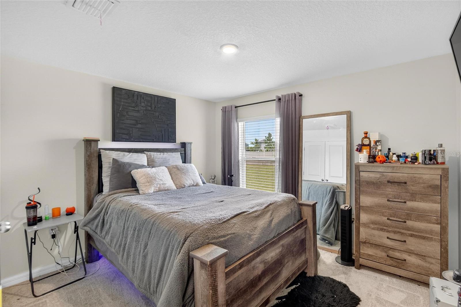 BERRY BAY - Residential Lease