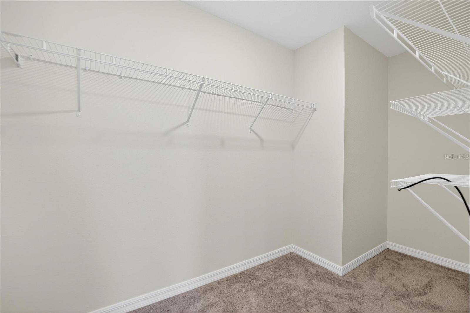 BERRY BAY - Residential Lease