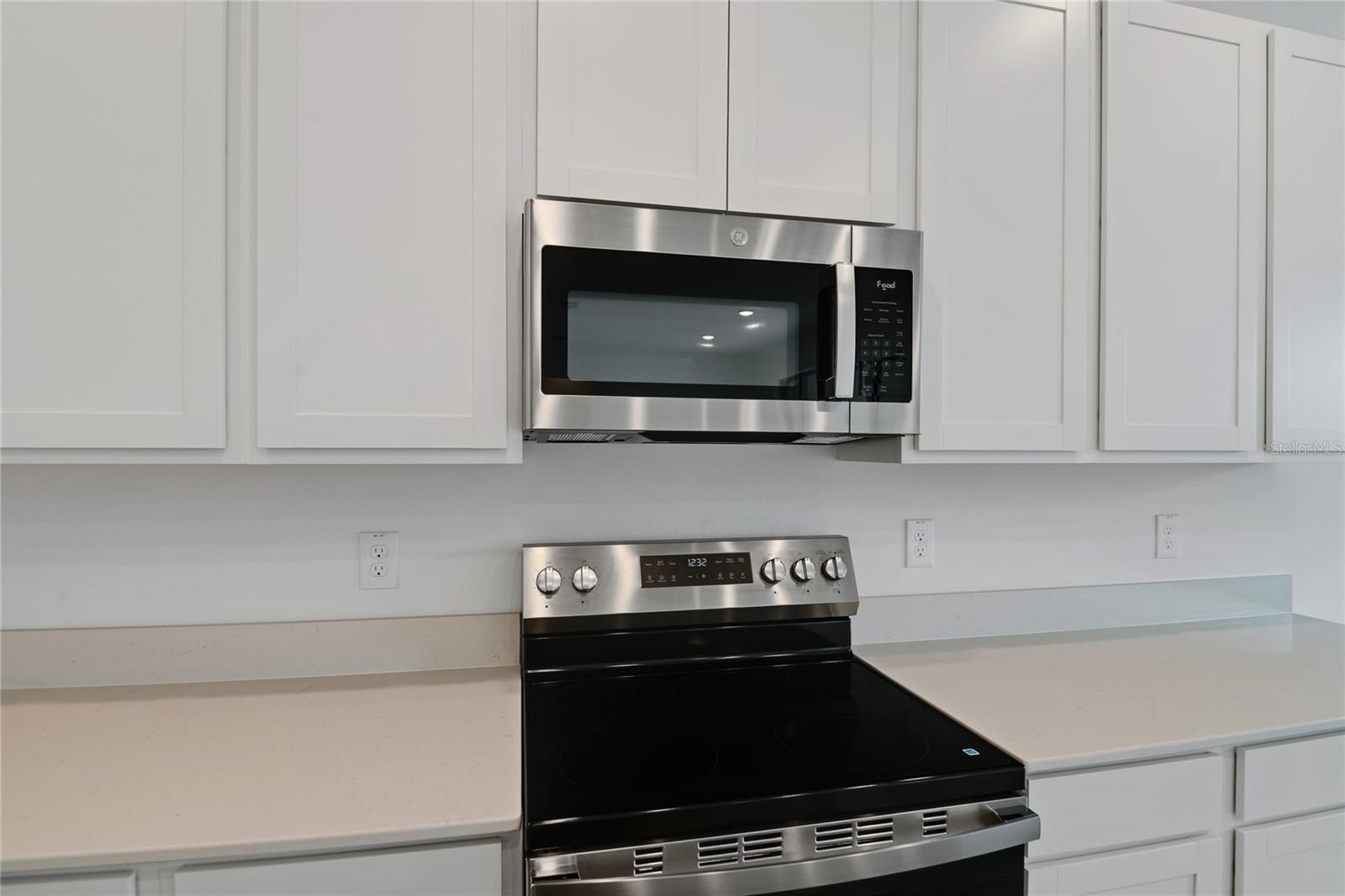 330 ALEXANDRITE STREET