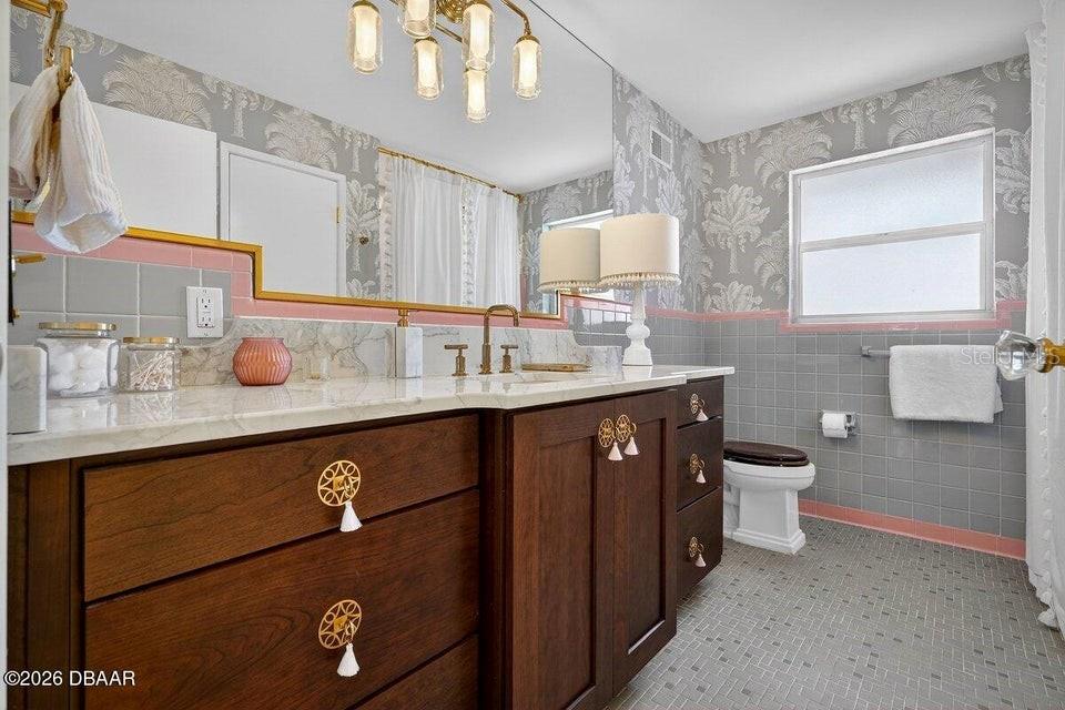 RIVEROAKS - Residential