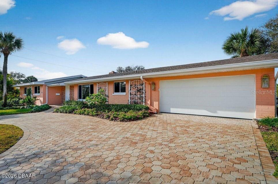 RIVEROAKS - Residential