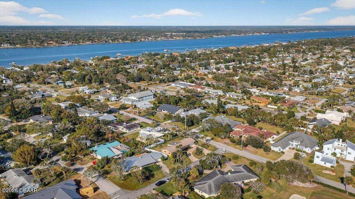 RIVEROAKS - Residential