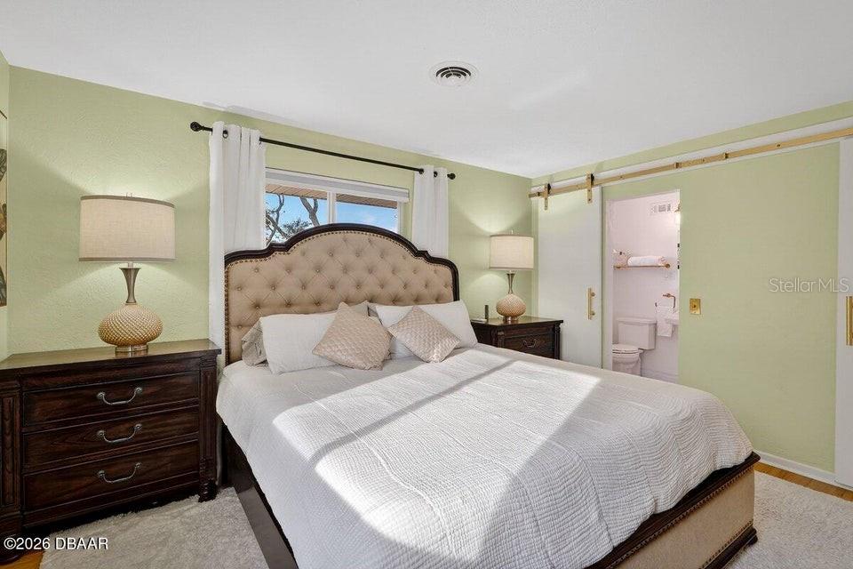 RIVEROAKS - Residential