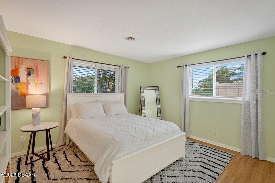 RIVEROAKS - Residential