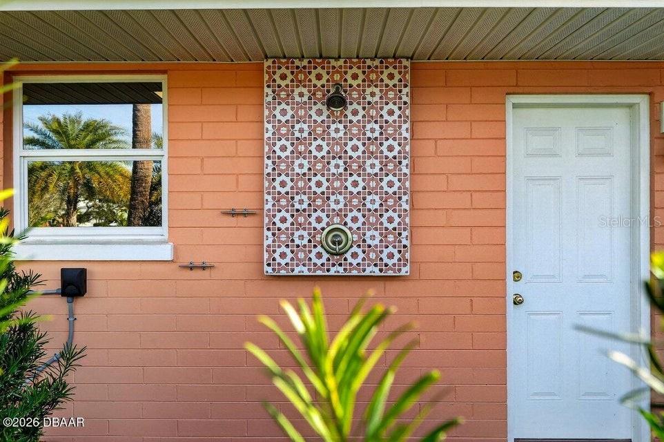 RIVEROAKS - Residential